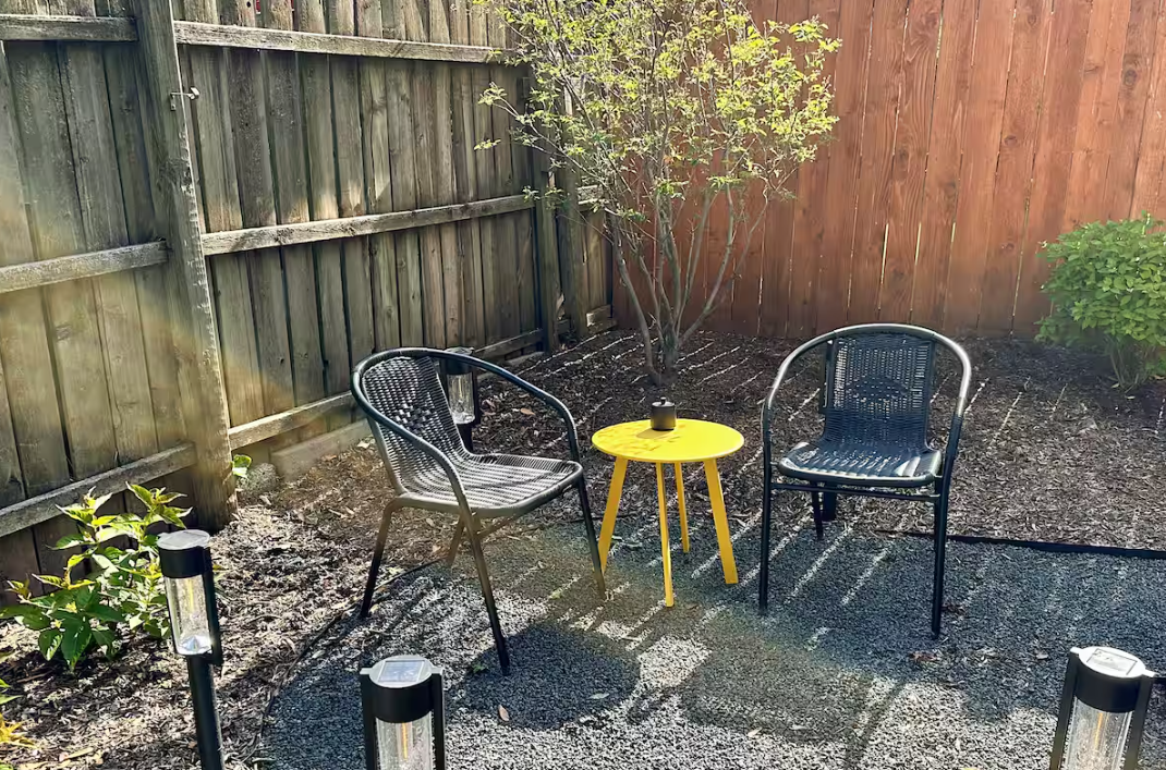 Prairie Haven | Furnished 2BR Townhome Near Kansas City